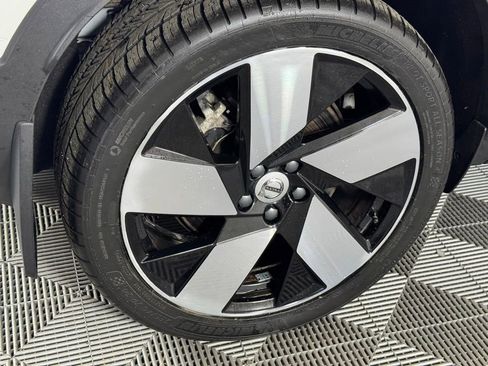 Certified 2023 Volvo C40 P8 Recharge Ultimate w/ Protection Package Premier AWD/4WD image 7