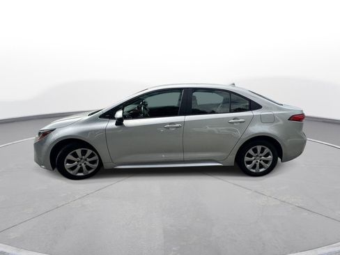 Used 2024 Toyota Corolla LE FWD image 9