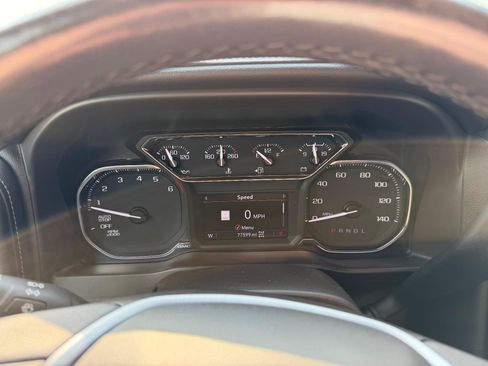 Used 2021 GMC Sierra 1500 SLT w/ SLT Premium Plus Package AWD/4WD image 15