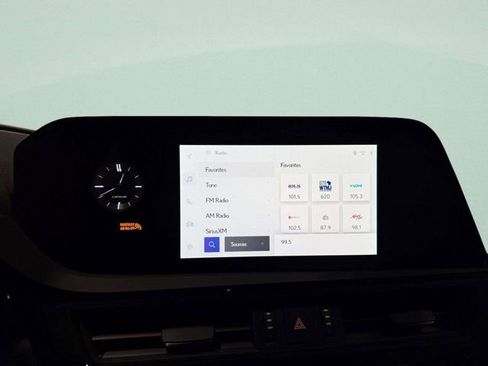 Used 2025 Lexus ES 350 w/ Premium Package image 15