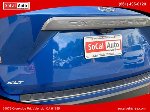 Used 2022 Ford Explorer XLT w/ Equipment Group 202A image 38