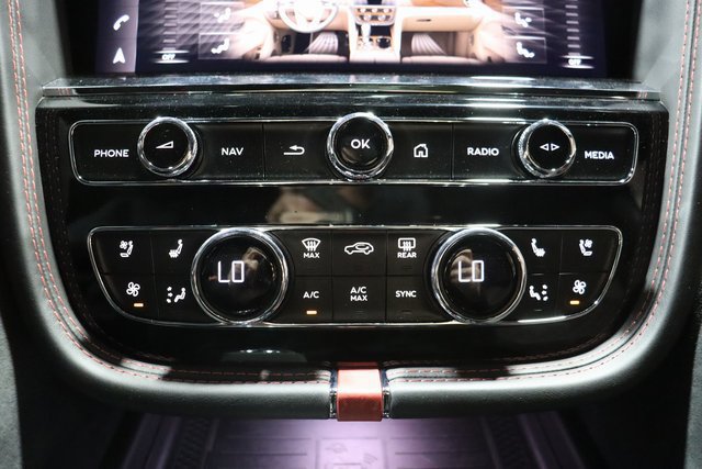Used 2021 Bentley Bentayga Speed AWD/4WD image 59