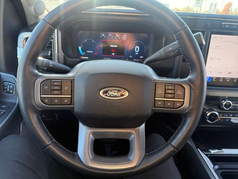 Used 2024 Ford F250 Lariat image 6