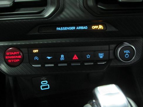 Used 2024 Ford Mustang image 27