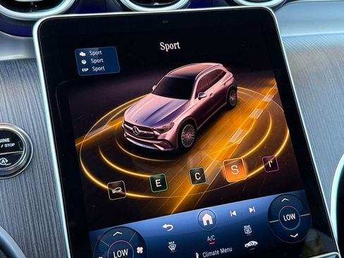 Certified 2026 Mercedes-Benz GLC 300 4MATIC image 5