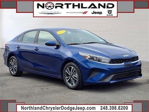 Used 2024 Kia Forte LXS FWD image 1