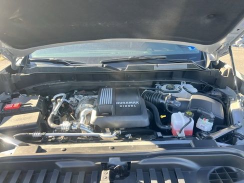 Used 2025 Chevrolet Silverado 1500 RST w/ Convenience Package II image 12