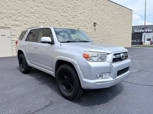 Used 2013 Toyota 4Runner SR5 w/ Premium Pkg AWD/4WD image 7