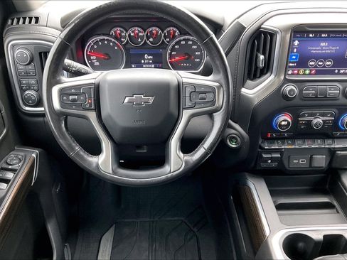 Used 2019 Chevrolet Silverado 1500 LT Trail Boss image 8