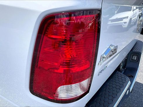 Used 2019 RAM 1500 Big Horn RWD image 30