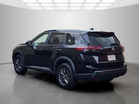 Used 2024 Nissan Rogue S FWD image 5