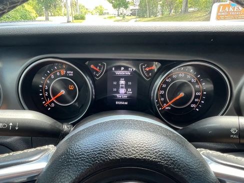 Used 2020 Jeep Gladiator Sport w/ Quick Order Package 24S image 69