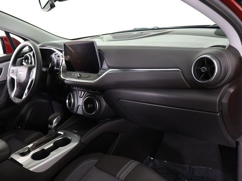 Used 2024 Chevrolet Blazer LT FWD image 27