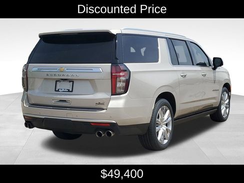 Certified 2021 Chevrolet Suburban High Country AWD/4WD image 3