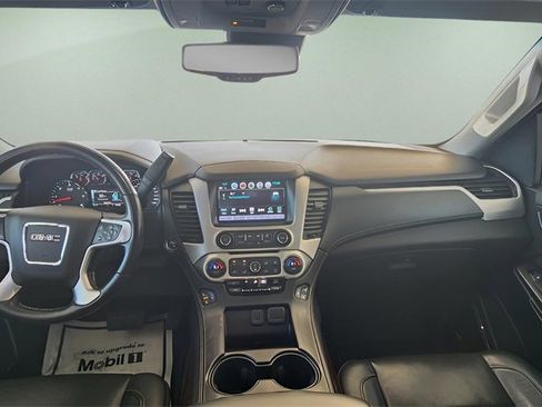 Used 2020 GMC Yukon SLT w/ Premium Edition image 20