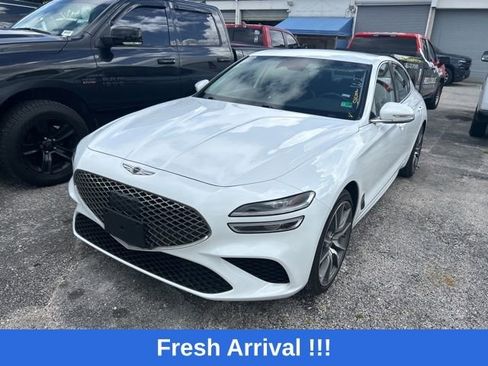 Used 2025 Genesis G70 2.5T image 2