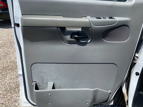 Used 2007 Ford E-250 and Econoline 250 RWD image 13