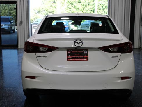 Used 2018 MAZDA MAZDA3 Grand Touring FWD image 4