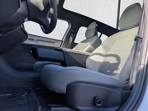 New 2026 Volvo EX30 Ultra image 4