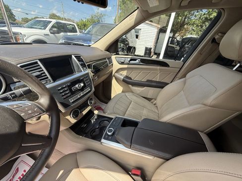 Used 2016 Mercedes-Benz GL 450 4MATIC image 8