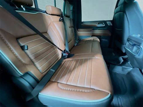 Used 2025 GMC Sierra 3500 Denali Ultimate image 24