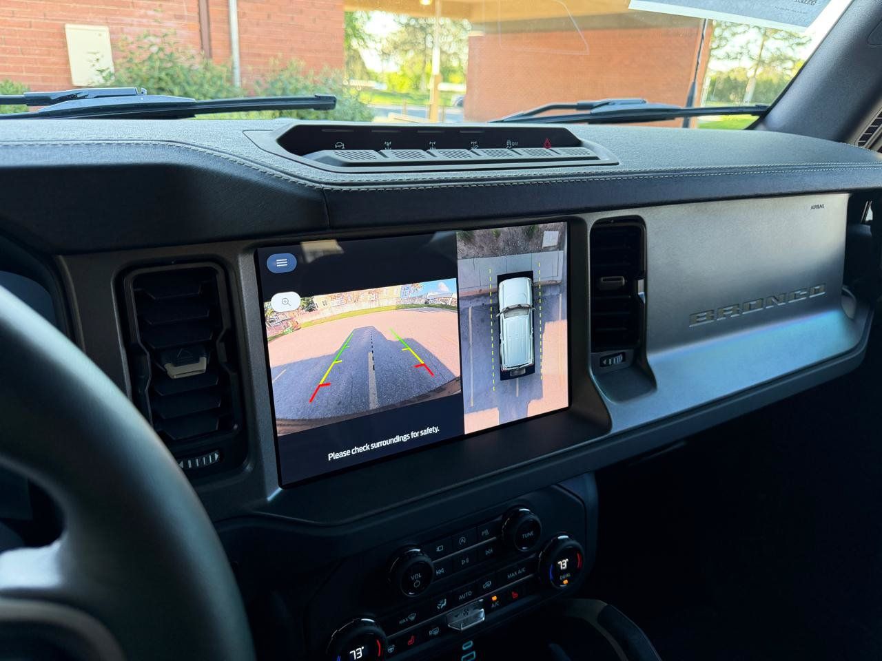 Used 2025 Ford Bronco Badlands AWD/4WD image 11