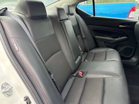 Used 2024 Nissan Altima 2.5 SR FWD image 14