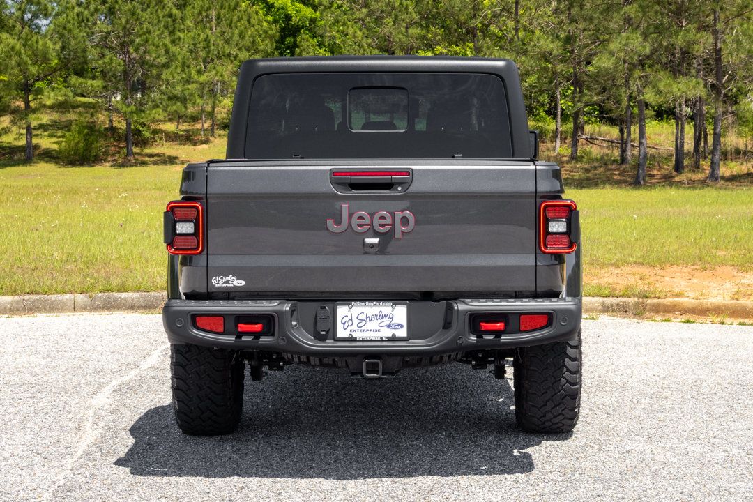 Used 2023 Jeep Gladiator Rubicon w/ LED Lighting Group AWD/4WD image 5