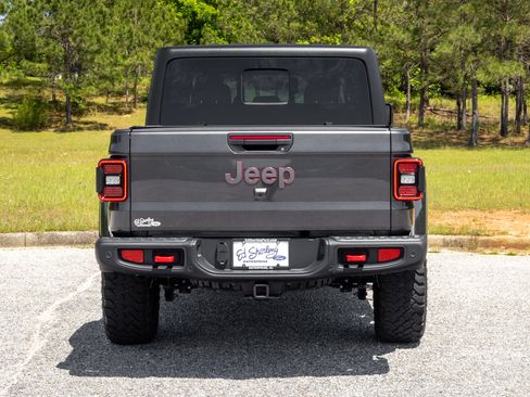 Used 2023 Jeep Gladiator Rubicon w/ LED Lighting Group AWD/4WD image 5