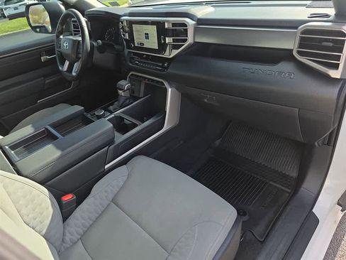 Used 2025 Toyota Tundra SR5 AWD/4WD image 12