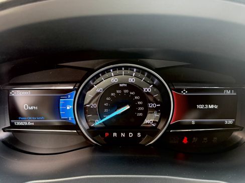 Used 2019 Ford Explorer Limited w/ Ford Safe & Smart Package AWD/4WD image 42