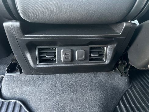 Used 2022 Chevrolet Silverado 1500 LT image 34