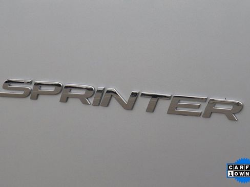 Used 2024 Mercedes-Benz Sprinter 2500 image 36