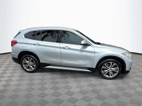 Used 2017 BMW X1 xDrive28i AWD/4WD image 5