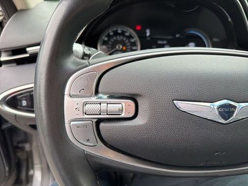 Used 2022 Genesis GV70 2.5T w/ Advanced Package AWD/4WD image 22