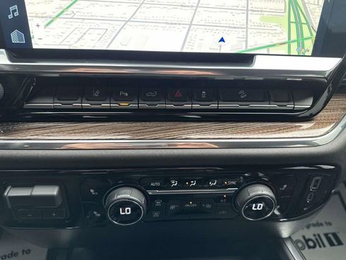 Used 2025 Chevrolet Silverado 2500 LT w/ Trail Boss Package image 44