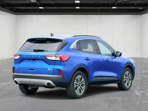 Used 2021 Ford Escape SEL w/ Technology Package AWD/4WD image 4
