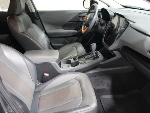 Used 2024 Subaru Crosstrek 2.5i Limited w/ Crosstrek Mirror Package AWD/4WD image 23