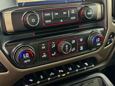 Used 2015 GMC Sierra 3500 Denali w/ Duramax Plus Package image 16