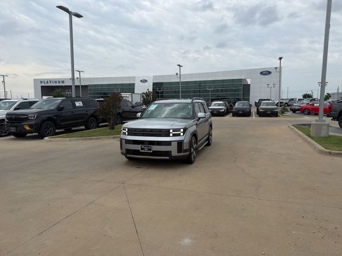 Used 2024 Hyundai Santa Fe Limited FWD image 29