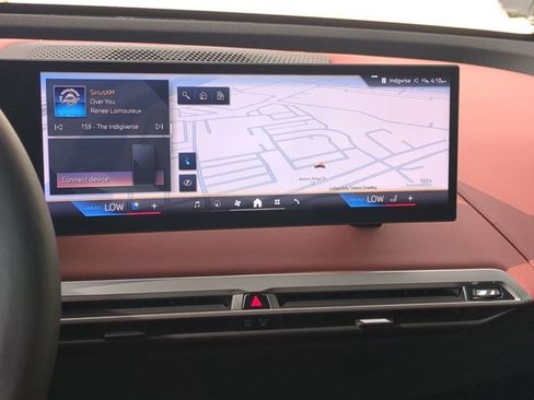 Used 2026 BMW iX xDrive60 w/ M Sport Package AWD/4WD image 12