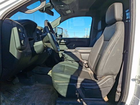 Used 2024 Chevrolet Silverado 3500 W/T w/ WT Convenience Package image 9