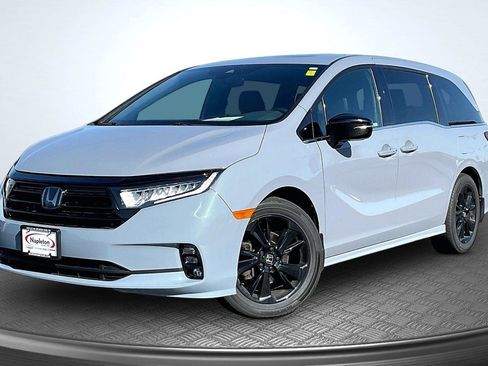 Used 2024 Honda Odyssey Sport image 1