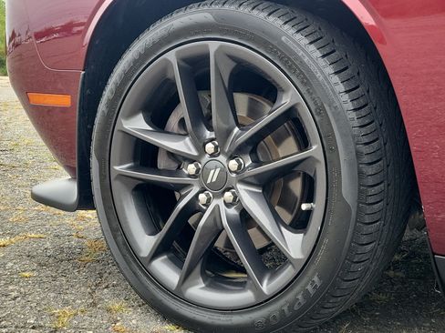 Used 2021 Dodge Challenger GT w/ Blacktop Package AWD/4WD image 12
