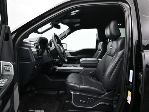 Used 2025 Ford F150 Platinum w/ FX4 Off-Road Package AWD/4WD image 9