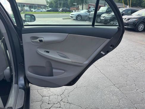 Used 2012 Toyota Corolla L FWD image 16