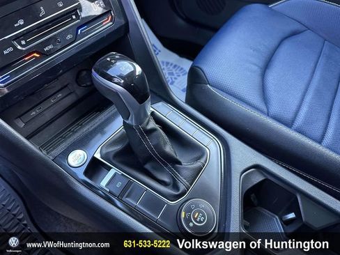 Certified 2025 Volkswagen Taos SEL w/ Taos Adventure Package (SXB) image 30