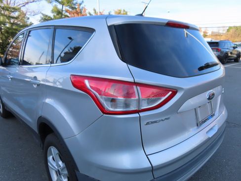 Used 2016 Ford Escape SE image 10