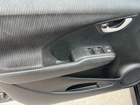 Used 2013 Honda Fit Sport image 20