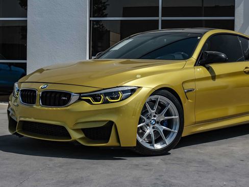Used 2015 BMW M4 Coupe RWD image 5